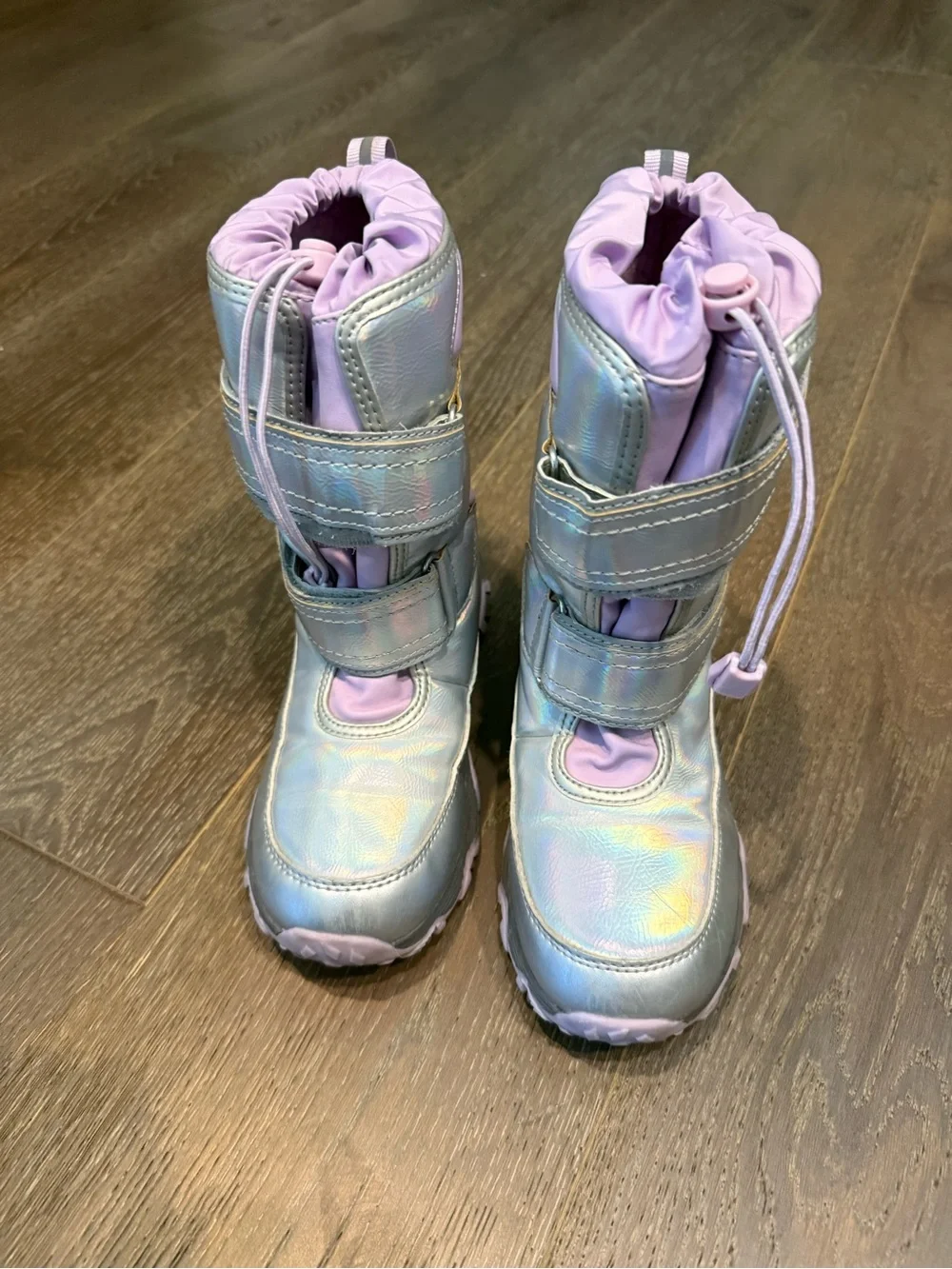 Lands' End Girls' Silver and Lavender Iridescent Snow Boots size 2 worn once